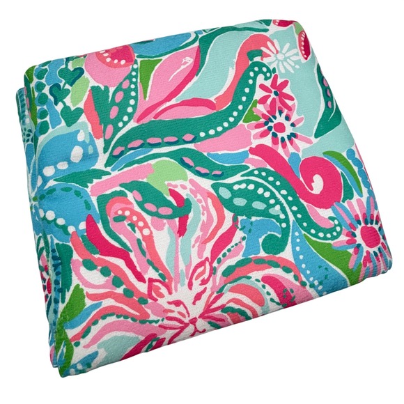 Lilly Pulitzer Lounge Towel Pink Blue Green Floral Paisley LIL-HO-061 40x72 NEW - Picture 3 of 16